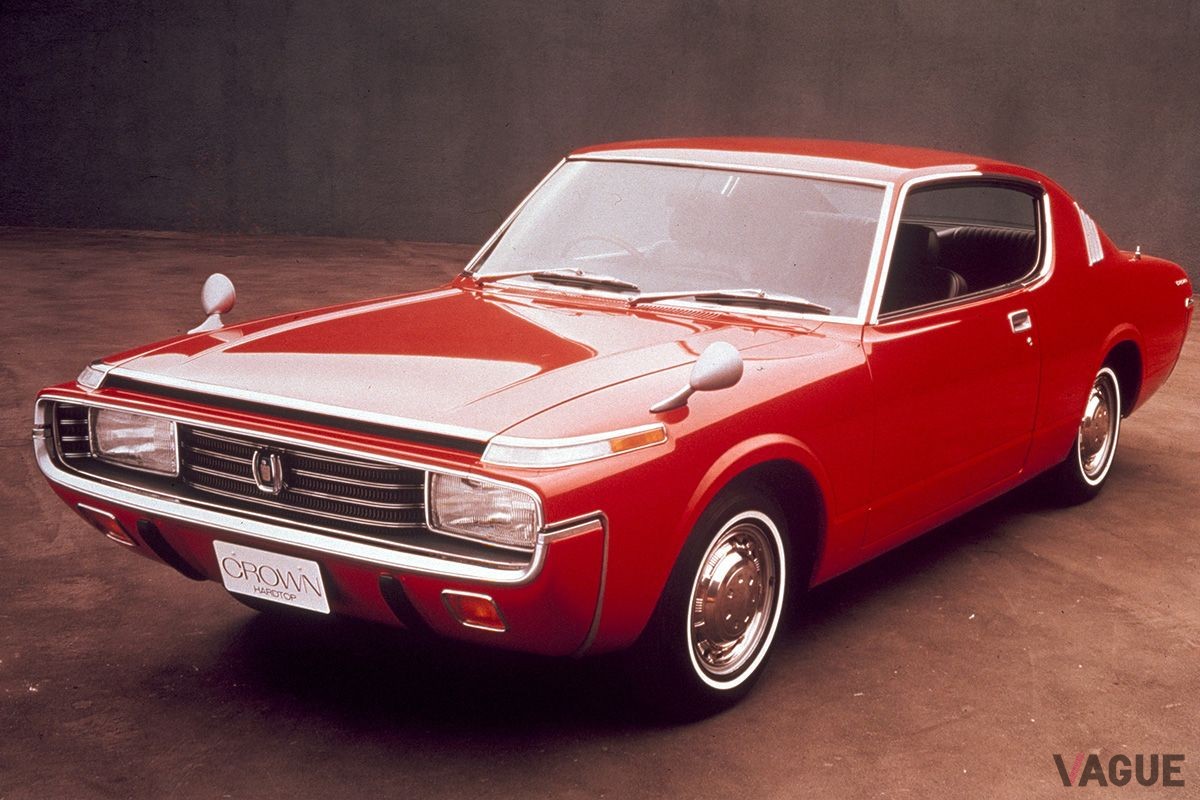 1971年に登場した4代目「クラウン」