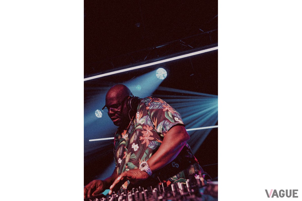 世界に知られるDJ界の重鎮ながら今なお高みを目指すカール・コックス。ゼニスのブランドフレンドには2020年より就任