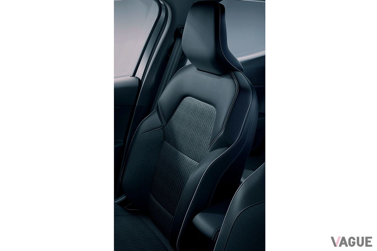 ルノーの特別仕様車「ルーテシア  インテンス エディションフィナル」のインテリア