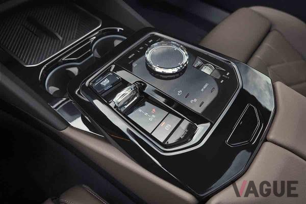 BMW新型「i5」のインテリア