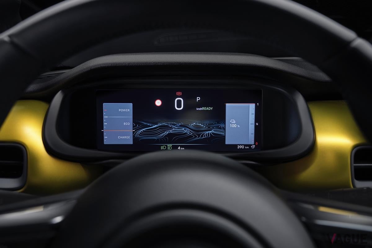 ジープ新型「アベンジャー」のインテリア