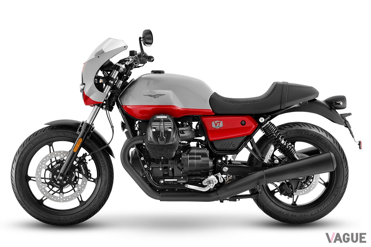 往年のレーシングバイクを想起させるフロントカウルや専用のカラーリングをあしらったモト・グッツィの特別仕様車「V7 STONE CORSA」