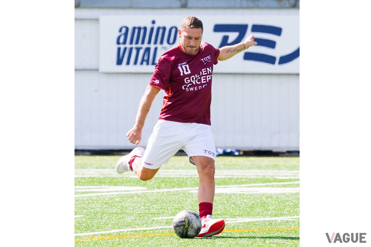 ICONS ローマ トッティ 直筆サインフォト アルバム イタリア代表 ICONS ローマ トッティ 直筆サインフォト アルバム イタリア代表