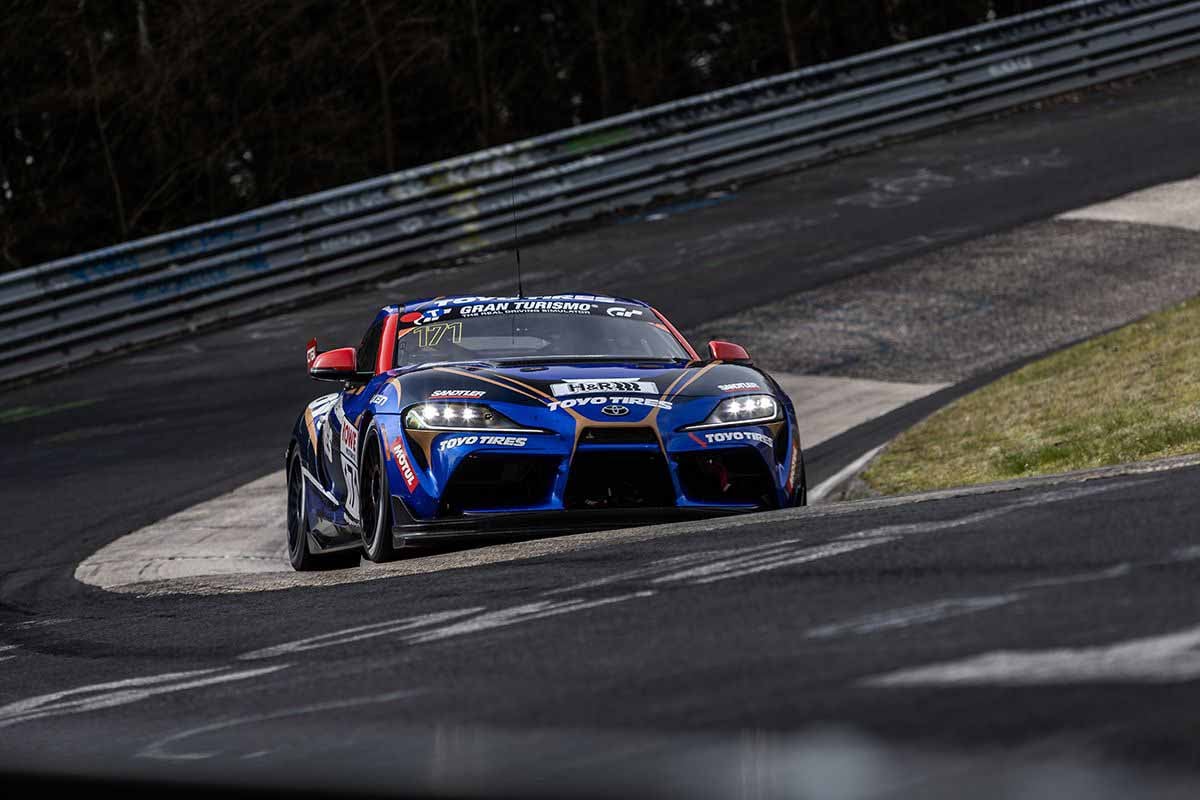2023年のニュルブルクリンク24時間耐久レースに出場した「TOYO TIRES with Ring Racing」のトヨタ「GRスープラGT4」