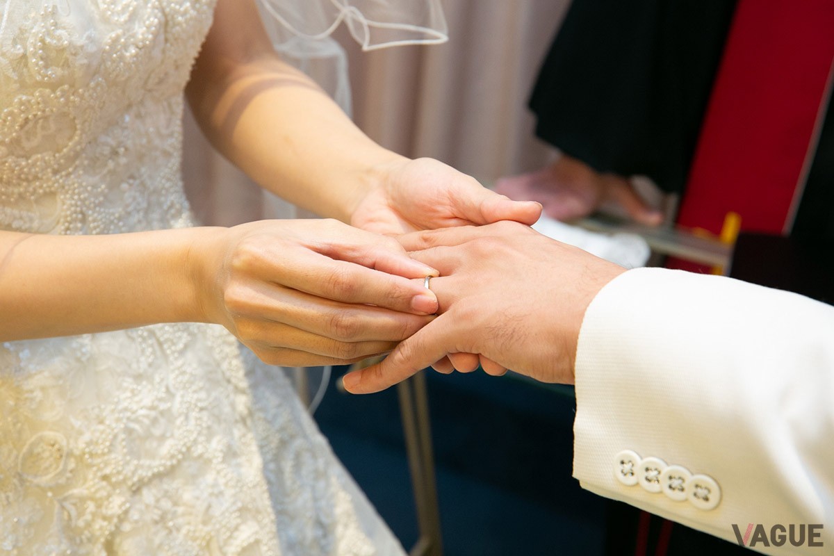 結婚式の際に結婚指輪を用意しておく