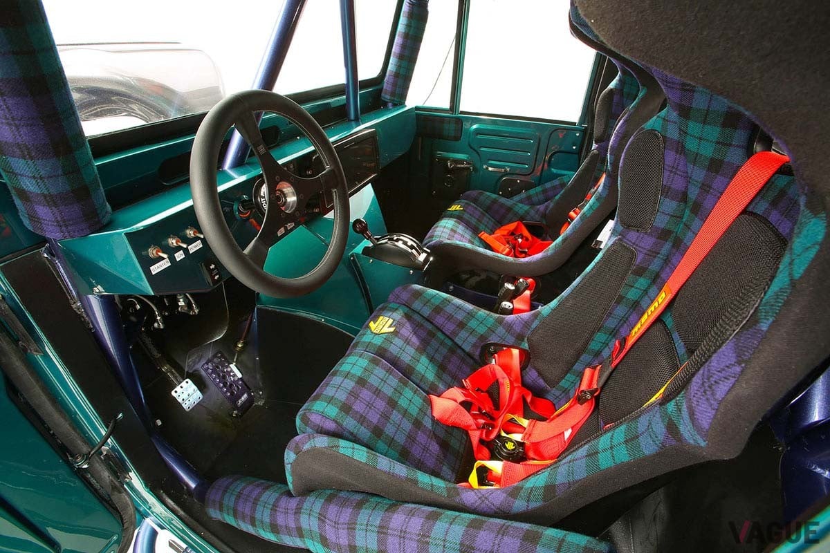 北米トヨタが世界初公開したカスタムカー「FJブルーザー」