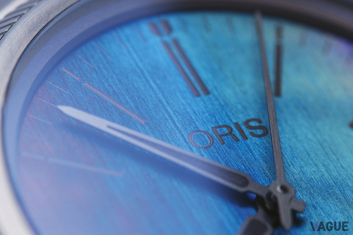 一見アプライド仕上げのように見えるロゴやインデックスも、全てレーザー技術で作られたもの。その精巧さには驚くばかり