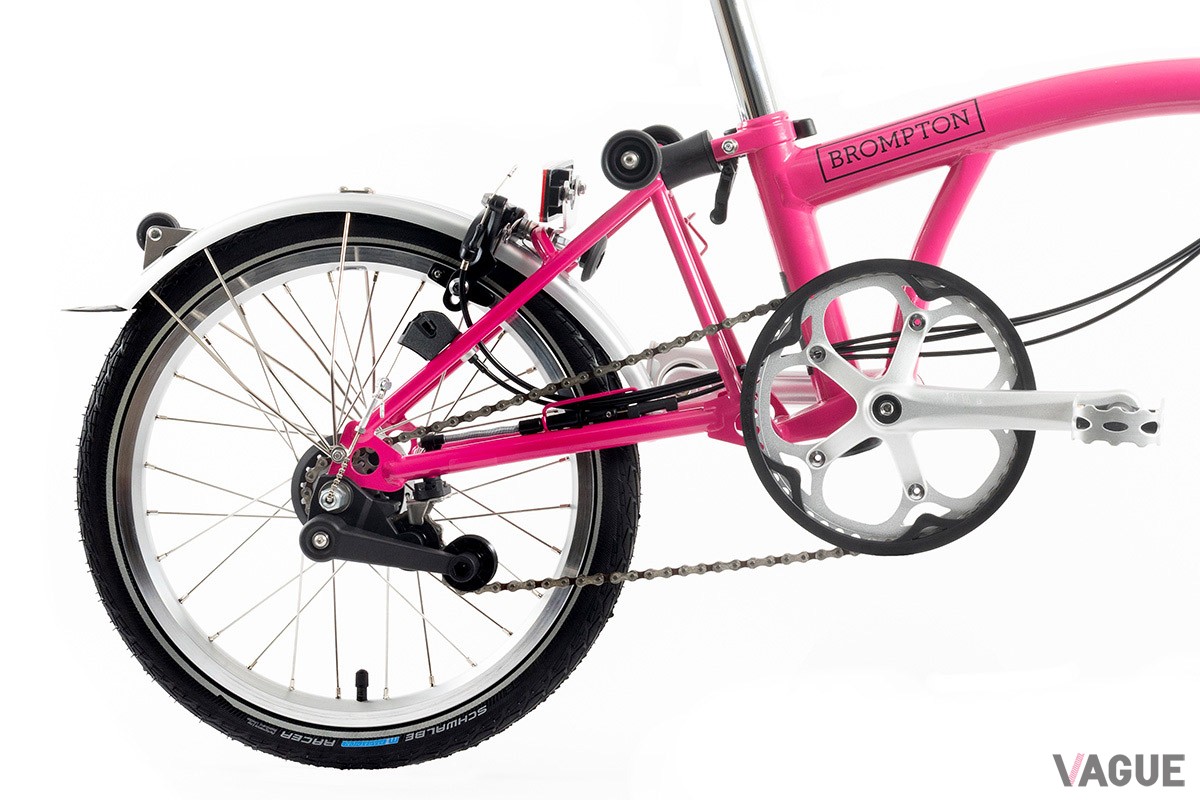 日本では「Hot Pink」が100台限定リリース予定