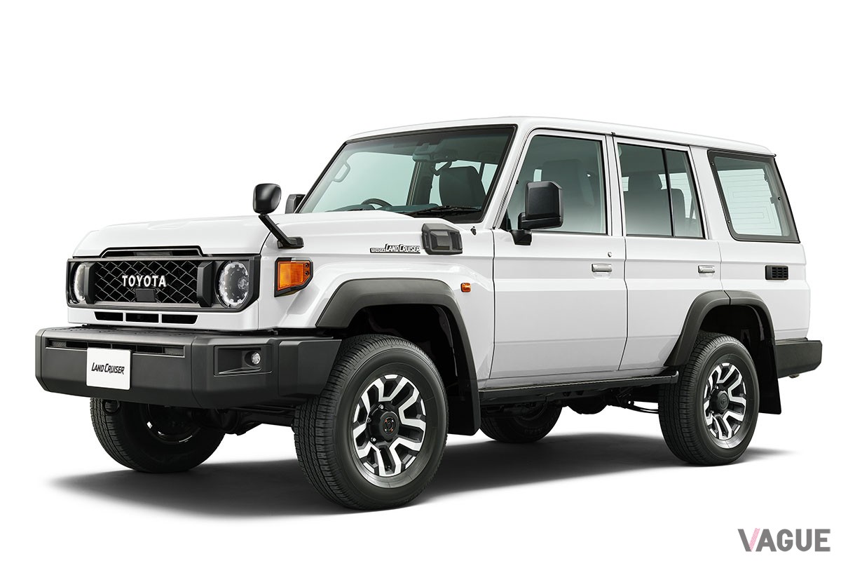 300系譲りのシート骨格やソフトな味つけのリアサスペンションなどにより、トヨタ新型「ランドクルーザー70」の後席は快適性がアップ