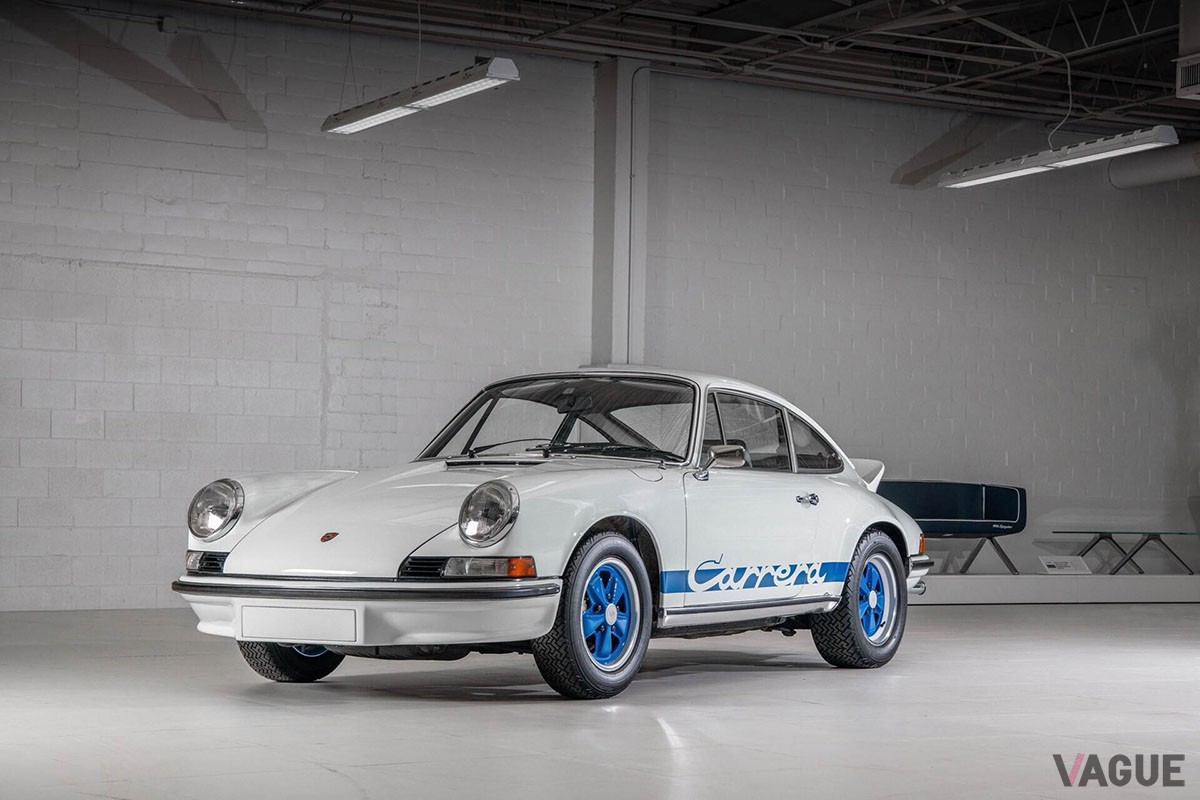 ポルシェ「911 カレラRS 2.7ツーリング」（1973年式）（C）RM Sotheby's