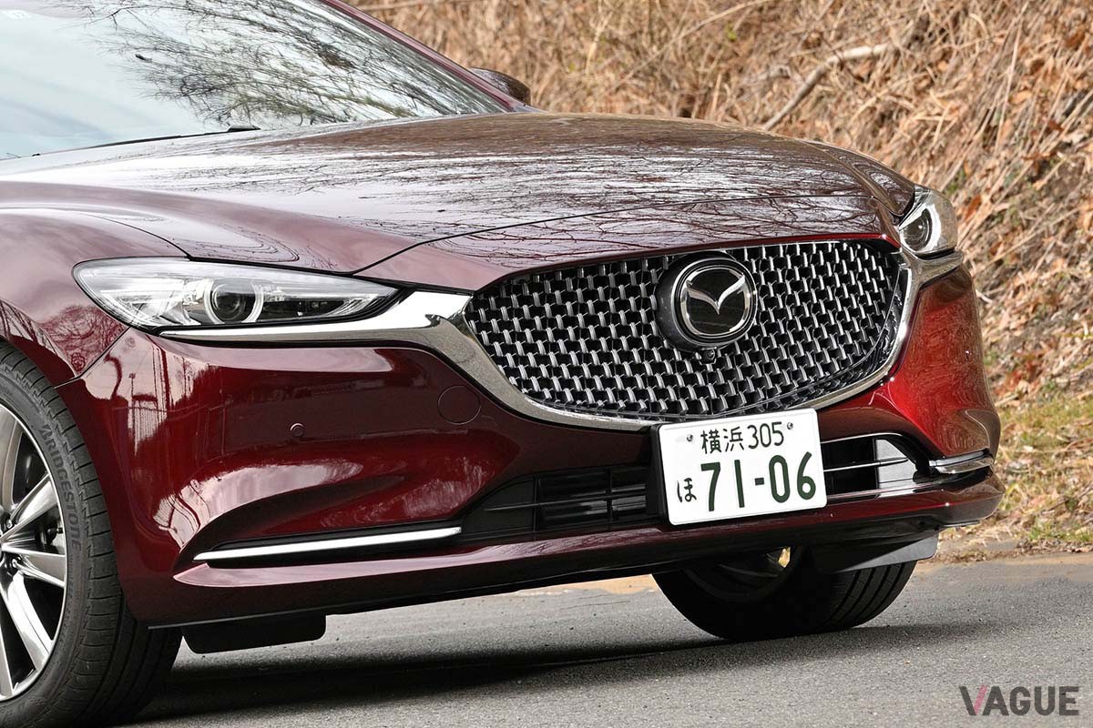 デビューから10年が経過したとは思えないほど古さを感じさせない「マツダ6」。20周年記念の特別仕様車は大人っぽいコーディネートがおしゃれ