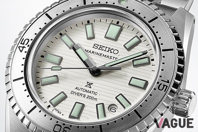 ブルー系のレギュラーモデルに比べ、シックでエレガントにまとめられた「マリンマスター 1965 メカニカルダイバーズ 現代デザイン 限定モデル」