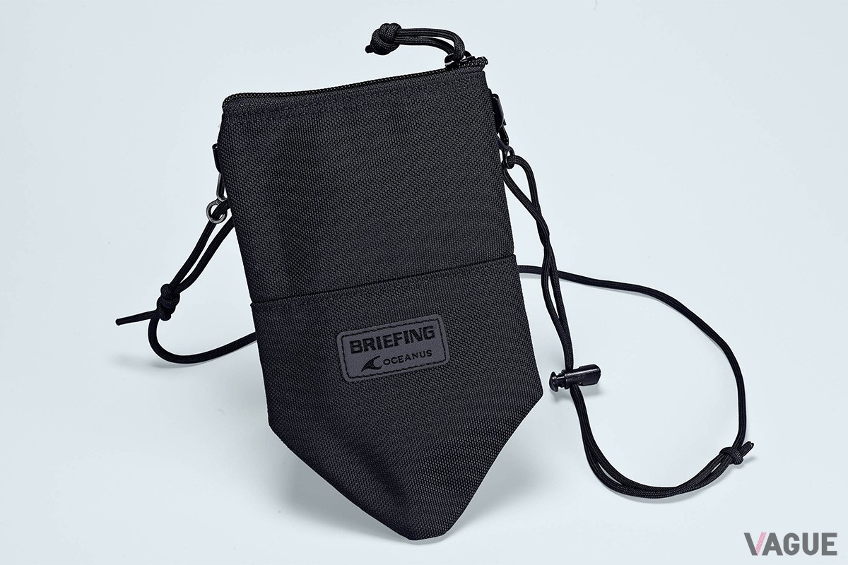 オリジナルネックポーチが付属