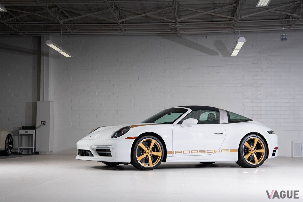 ポルシェ「911 タルガ4S ヘリテージ・デザイン・エディション」（2021年式）（C）RM Sotheby's