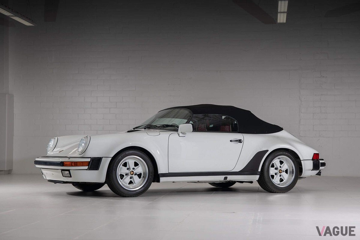 ポルシェ「911 スピードスター」（1989年式）（C）RM Sotheby's