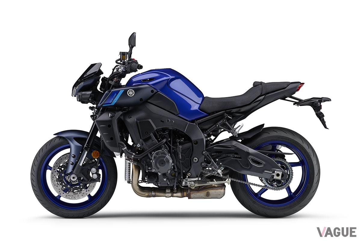 シアンの差し色が目を惹く新色ダークグレーをカラーバリエーションに加えたヤマハ新型「MT-10 ABS」