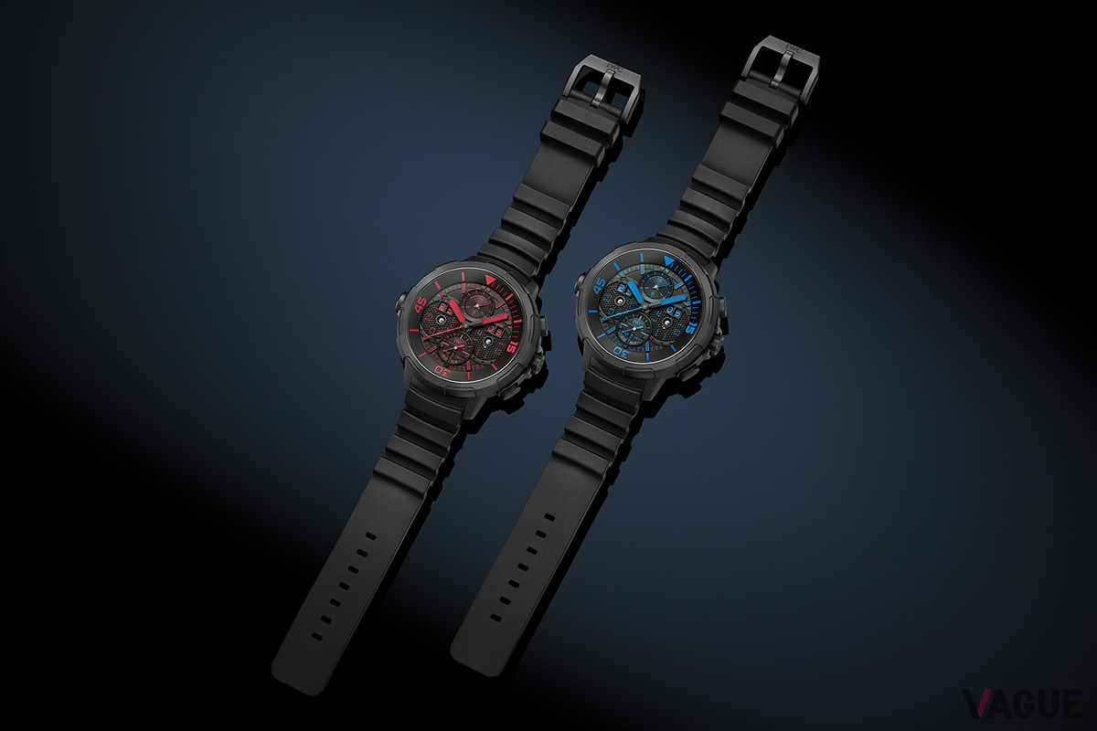 49mm径・19mm厚と堂々たる存在感のケースに精巧なクロノグラフとパーペチュアル・カレンダーを搭載