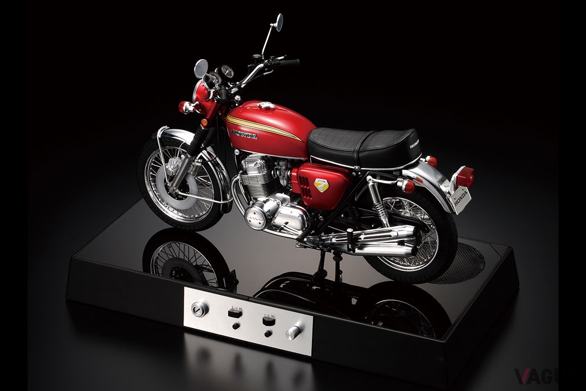 毎号付属のパーツを組み立ると、ホンダ「CB750FOUR」の1/4スケールディスプレイモデルが完成するデアゴスティーニの週刊『ホンダ CB750FOUR』