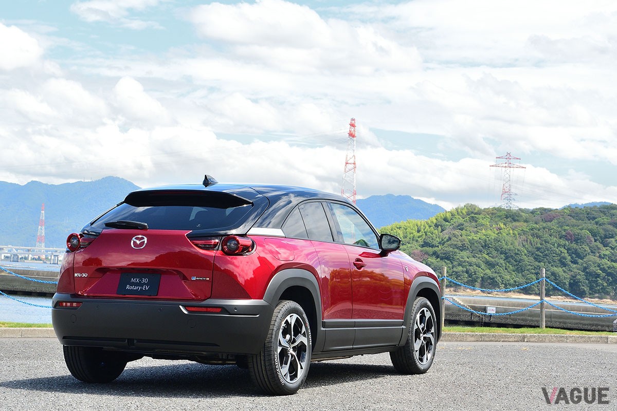 マツダ「MX-30 ロータリーEV」に搭載された新時代のロータリーエンジンは、黒子ではあるものの音などでその存在をしっかりと主張する