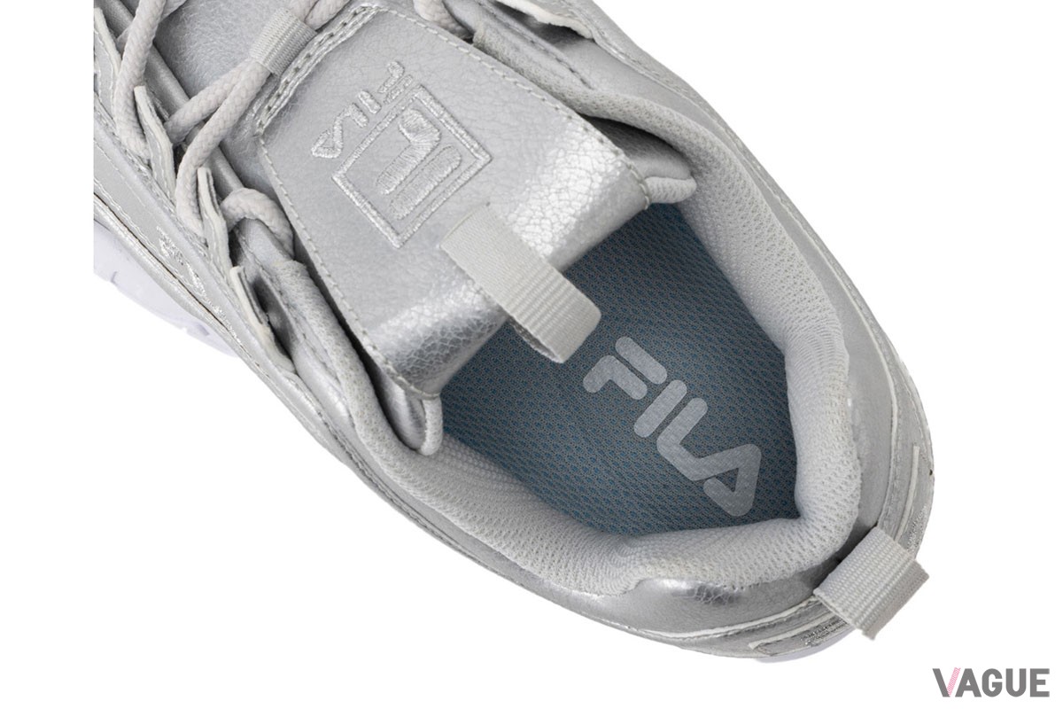 フィラ「DISRUPTOR II PREMIUM METALLIC」