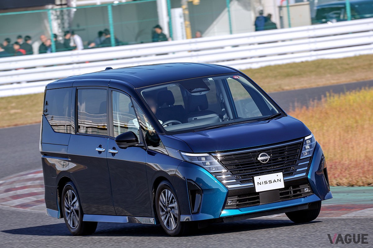 「10ベストカー」に選出された日産「セレナ」