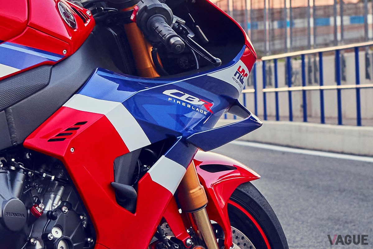 レースシーンでさらなる活躍を見せつけるべく進化を遂げたホンダ「CBR1000RR-R ファイヤーブレード」の2024年モデル