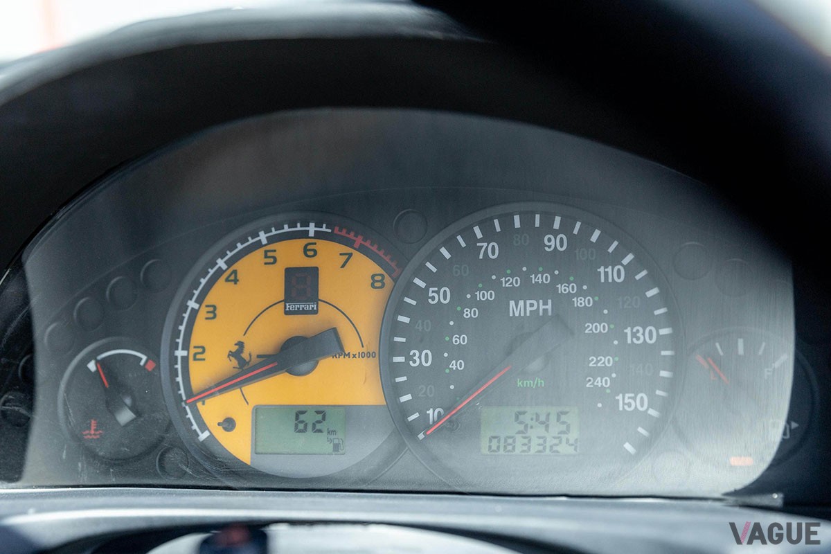 オークションに出品されていた全く別の「F430」のレプリカ。こちらもベースはフォード「クーガ」だ（C）CAR＆CLASSIC