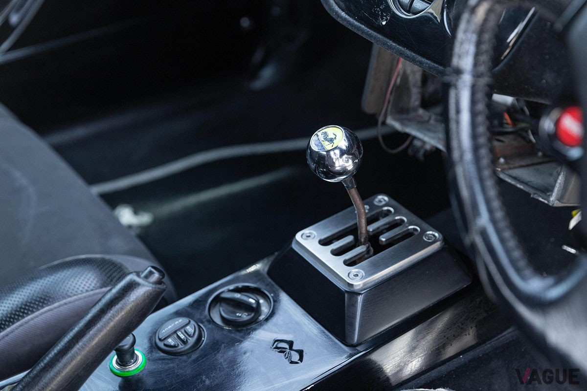 オークションに出品されていた全く別の「F430」のレプリカ。こちらもベースはフォード「クーガ」だ（C）CAR＆CLASSIC