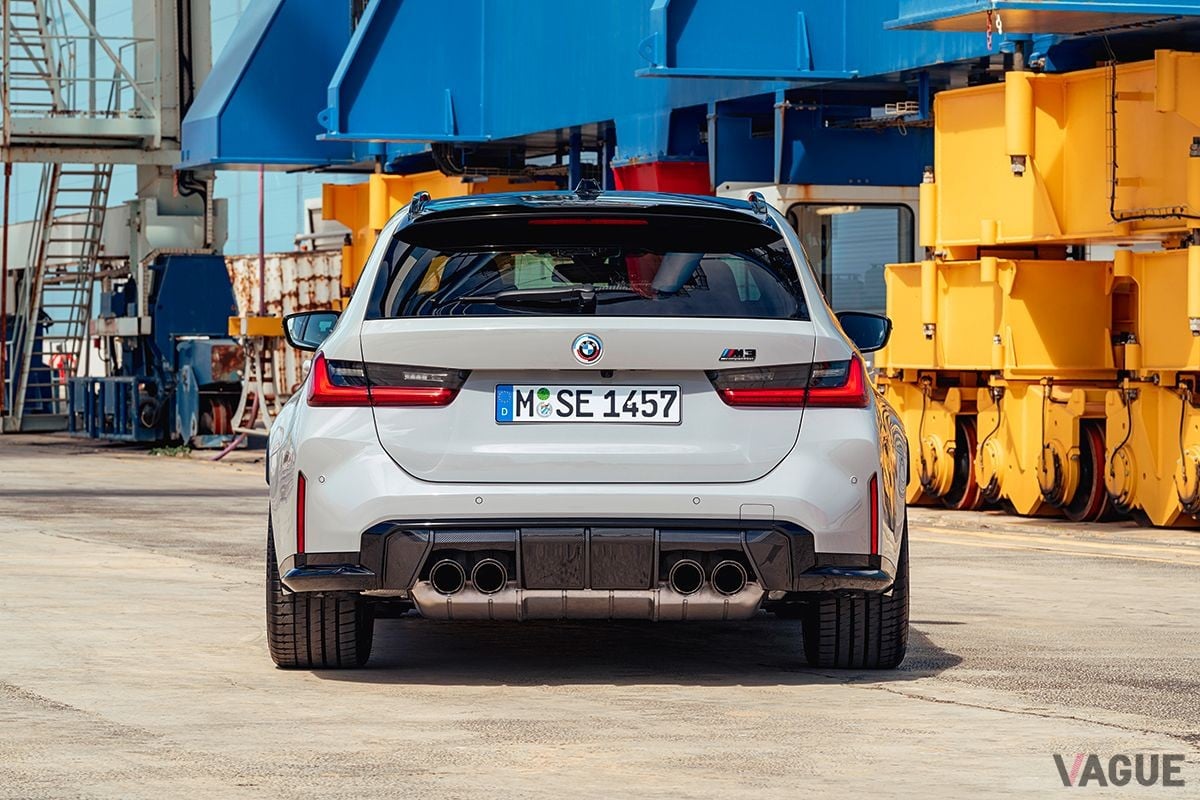 BMW新型「M3 Competition M xDrive ツーリング」