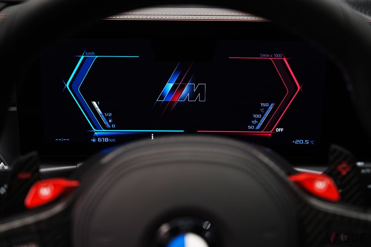 BMW新型「M3 Competition M xDrive ツーリング」のインテリア