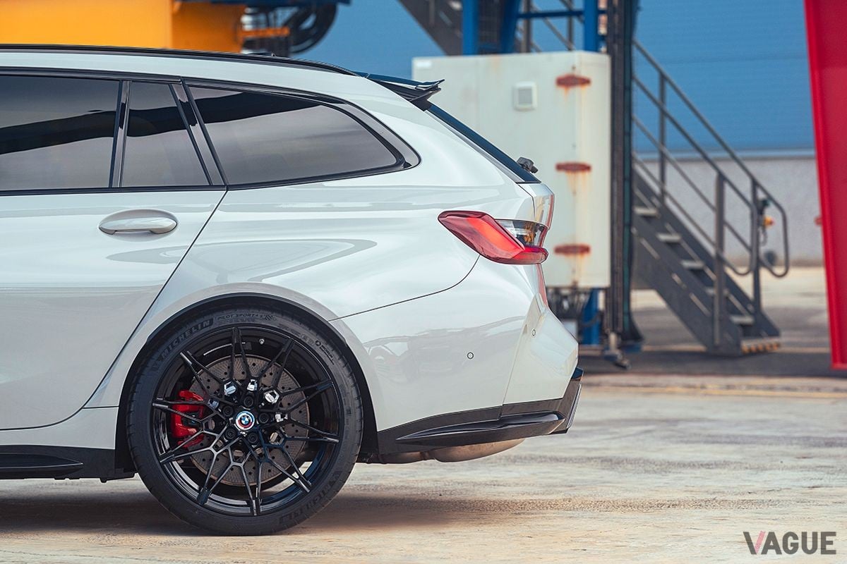 BMW新型「M3 Competition M xDrive ツーリング」