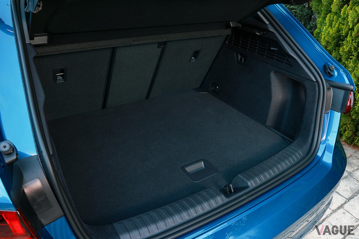 アウディA3スポーツバックの荷室