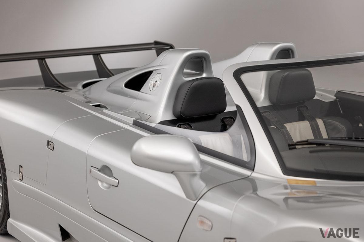 1023万5000ドル（約15億3450万円）で落札されたメルセデス・ベンツ「CLK GTR ロードスター」(c)2023 2023 Courtesy of RM Sotheby's
