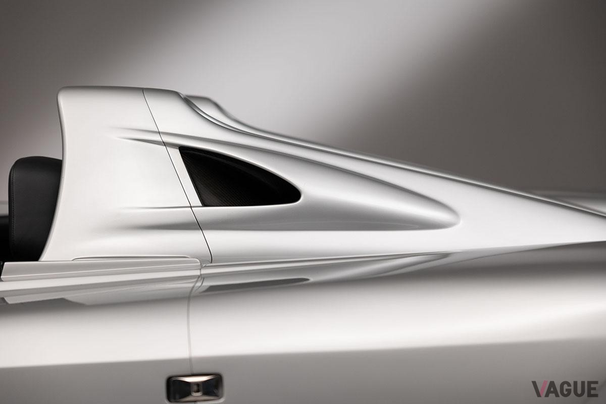 1023万5000ドル（約15億3450万円）で落札されたメルセデス・ベンツ「CLK GTR ロードスター」(c)2023 2023 Courtesy of RM Sotheby's