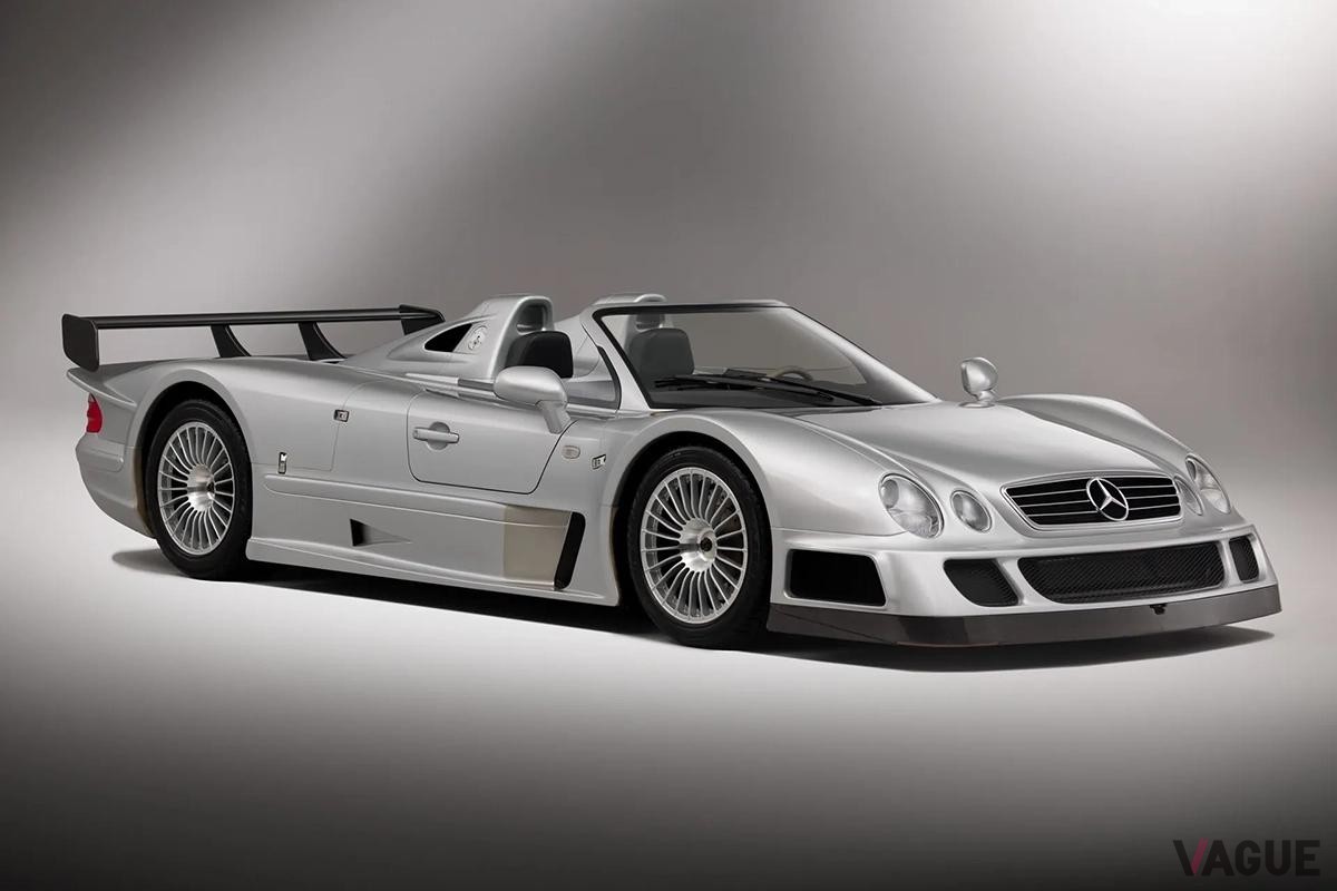 1023万5000ドル（約15億3450万円）で落札されたメルセデス・ベンツ「CLK GTR ロードスター」(c)2023 2023 Courtesy of RM Sotheby's