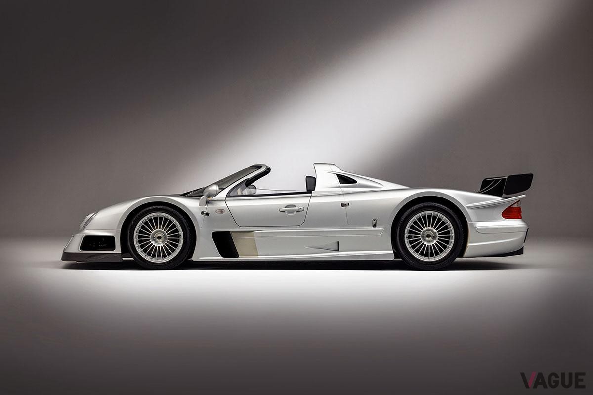 1023万5000ドル（約15億3450万円）で落札されたメルセデス・ベンツ「CLK GTR ロードスター」(c)2023 2023 Courtesy of RM Sotheby's