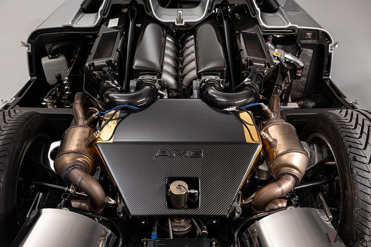 1023万5000ドル（約15億3450万円）で落札されたメルセデス・ベンツ「CLK GTR ロードスター」(c)2023 2023 Courtesy of RM Sotheby's