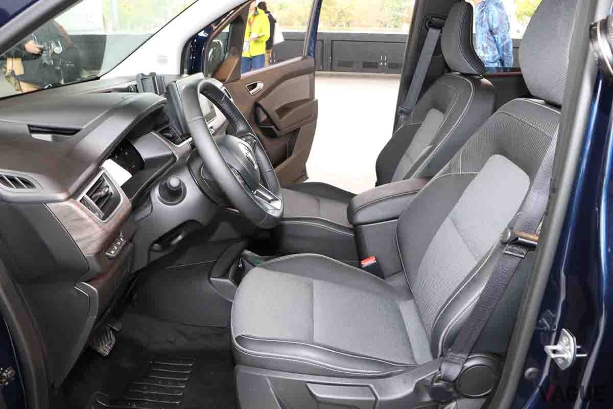 ルノー新型「グランカングー」のインテリア