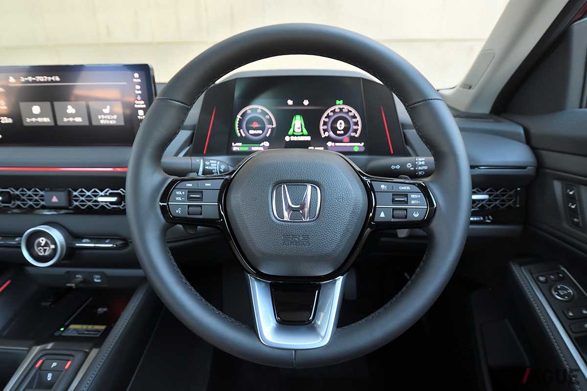 2024年春に日本市場に導入される予定のホンダ新型「アコード」のインテリア