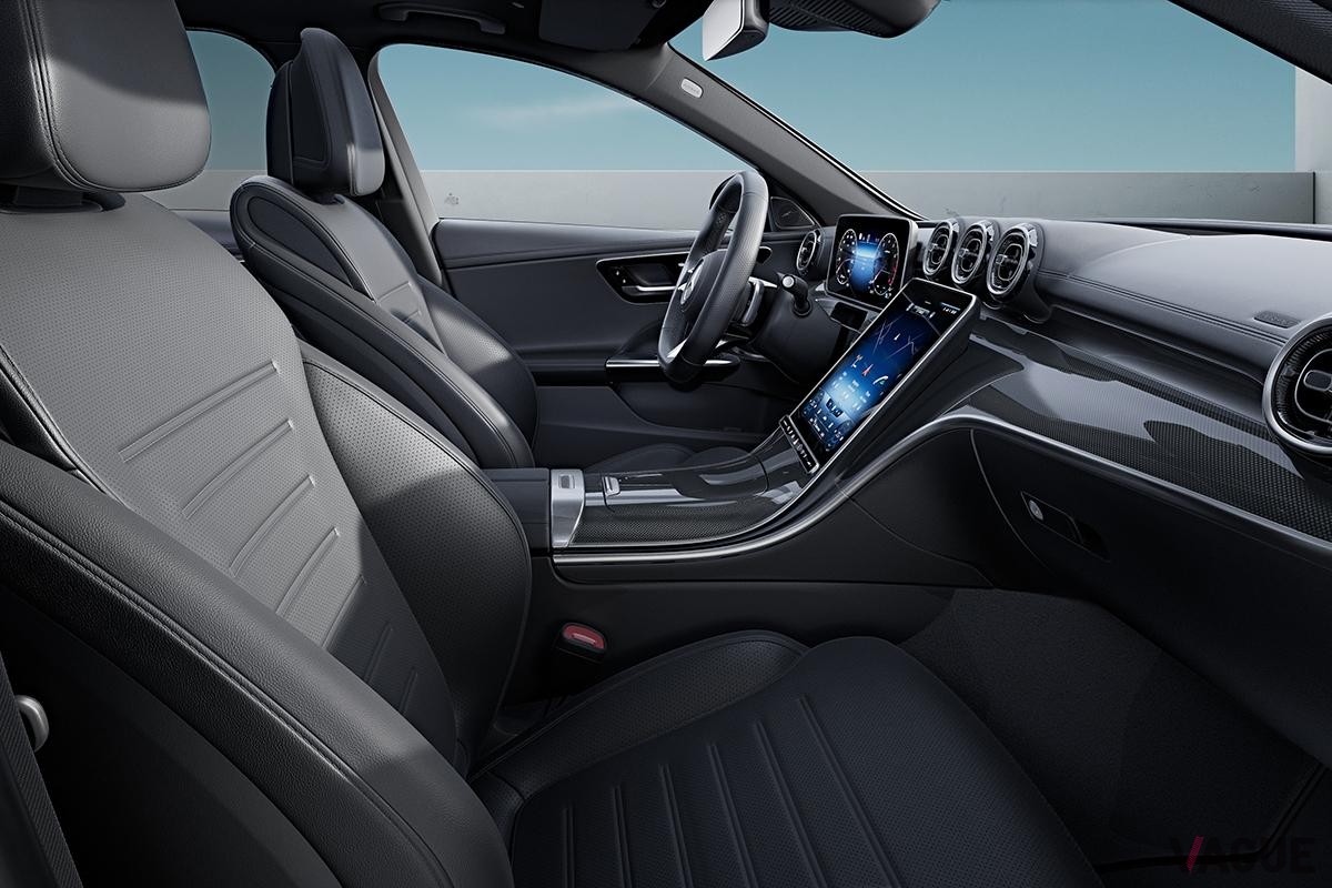 メルセデス・ベンツCクラスに追加されたプラグインハイブリッドモデル「C350eスポーツ」のインテリア