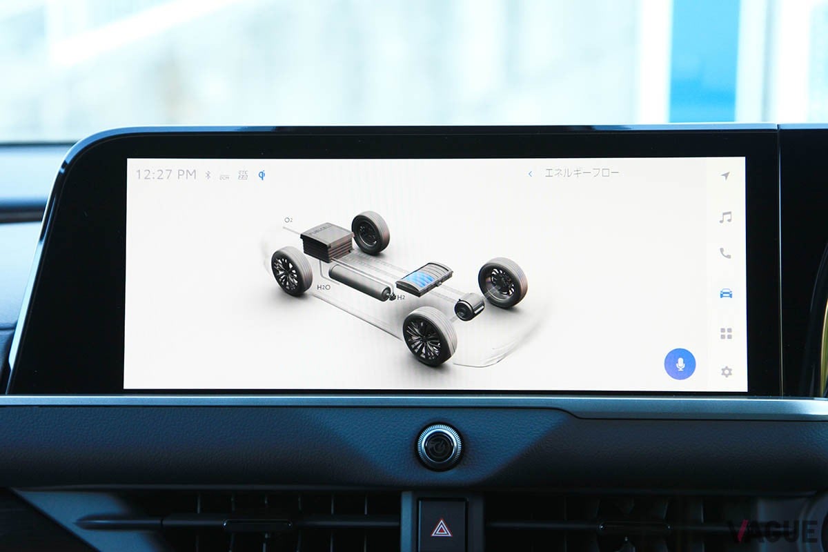 HEV仕様は3セット、FCEV仕様は2セットのゴルフバッグをラゲッジスペースに積み込めるトヨタ新型「クラウン・セダン」