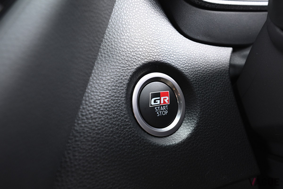 日本仕様のトヨタ「GRカローラ RZ“モリゾウエディション”」