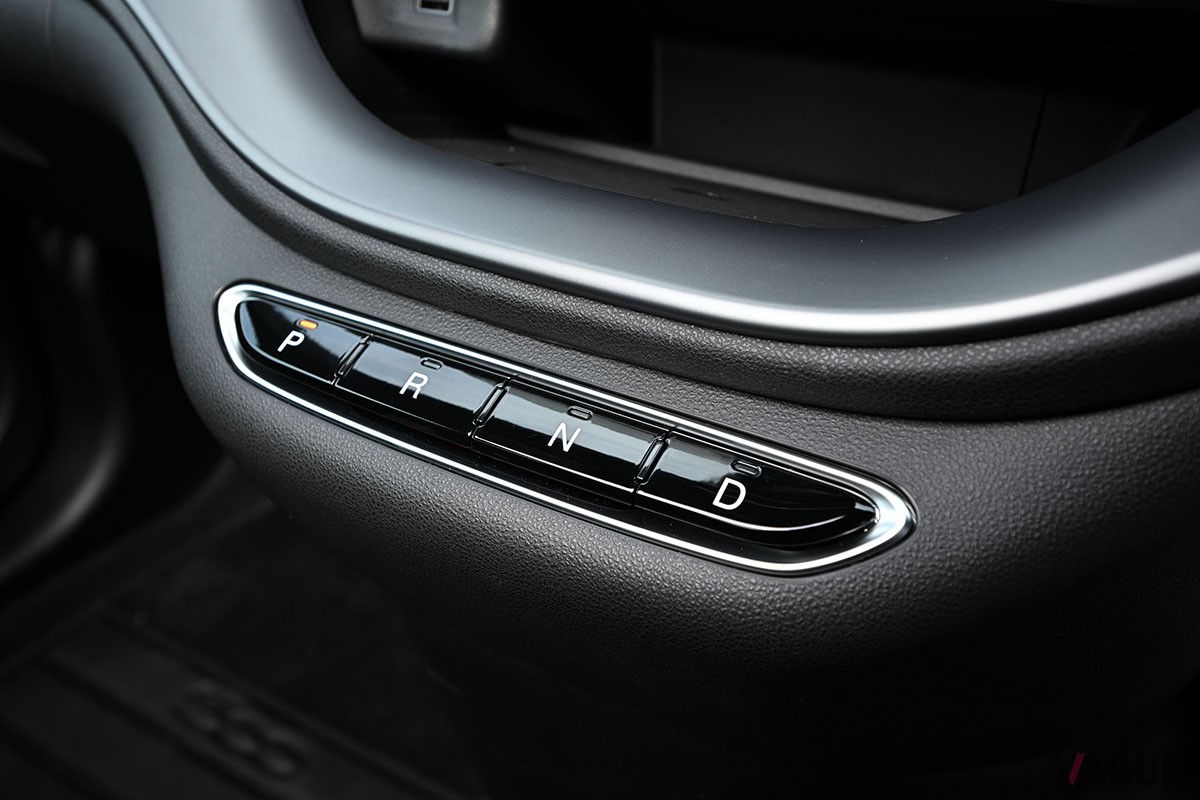 軽自動車よりちょっと大きい程度のコンパクトボディに刺激的なドライビング・エンターテインメントが詰まっているアバルト「500e」