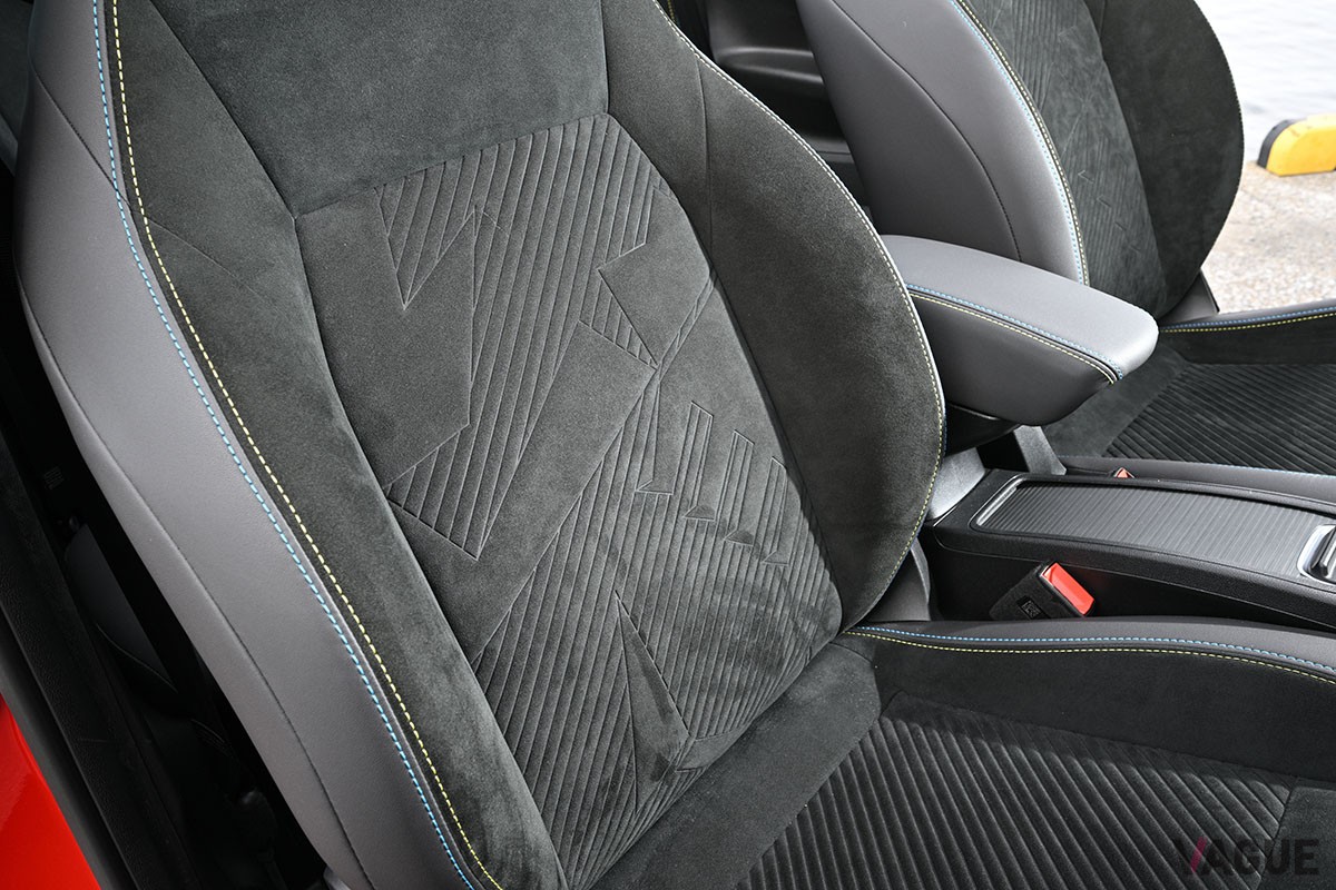 軽自動車よりちょっと大きい程度のコンパクトボディに刺激的なドライビング・エンターテインメントが詰まっているアバルト「500e」