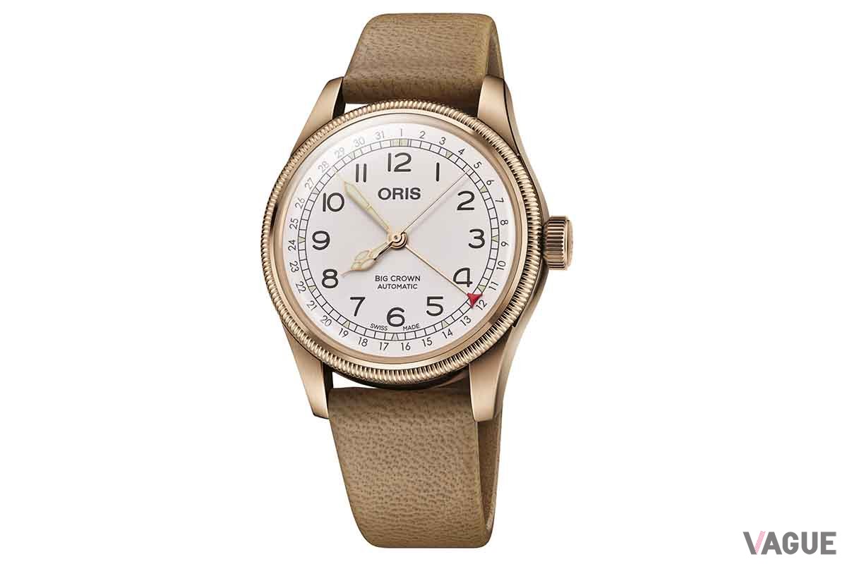 鹿革ストラップは、サステナブルなものづくりを徹底するチェルボボランテとのコラボレーションによるもの