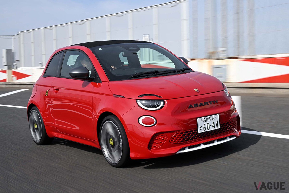 軽自動車よりちょっと大きい程度のコンパクトボディに刺激的なドライビング・エンターテインメントが詰まっているアバルト「500e」