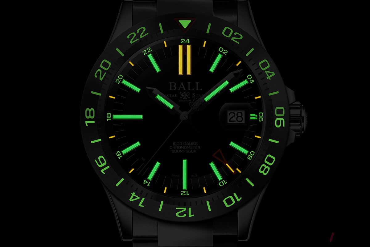 「エンジニア III アウトライアー」（品番：DG9000B-S1CJ-BK、44万円）