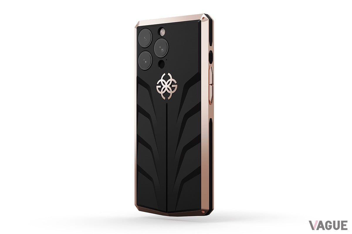 「iPhone Case RS15 Crepe Steel」（16万5000円、消費税込）