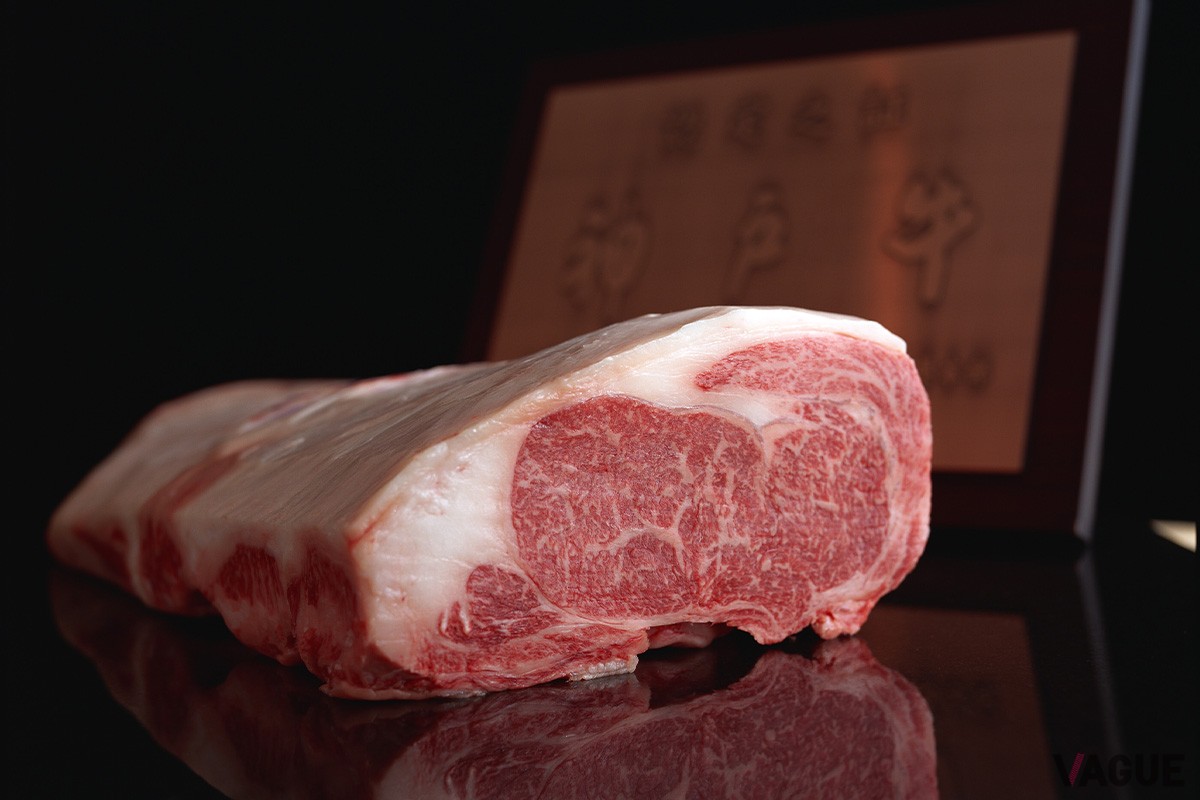 近江牛や松坂牛と並び“日本三大和牛”と世界で称賛される神戸ビーフを使用