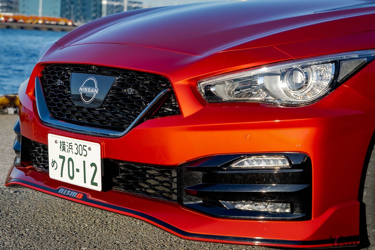 スポーツセダンの魅力を余すところなく堪能できる日産「スカイラインNISMO」